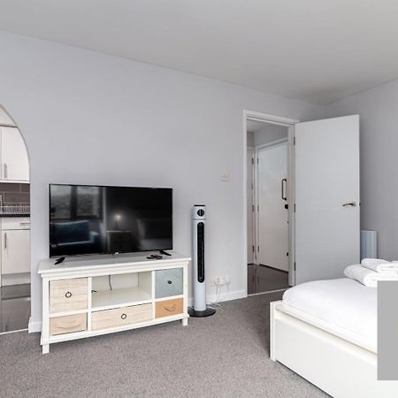 Ferienwohnung Guestready - Cosy Wimbledon Studio Flat London Exterior foto